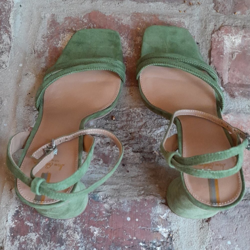 Sam Edelman Thyme Suede Sandals NWOT 10 1/2 - Picture 2 of 8